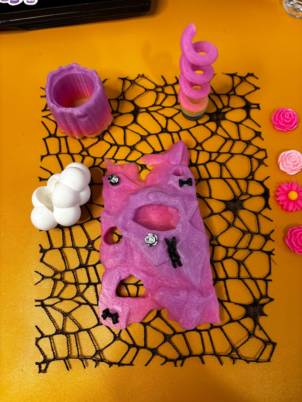 Jumping Spider Kit: Gothic/Flower Glow in Dark